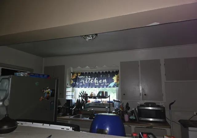 Photo 3 of Single family home for sale at 5328 S Inkster Rd, Westland, MI 48186 | MLS# 70552943 | Listing updated on 2026-09-17