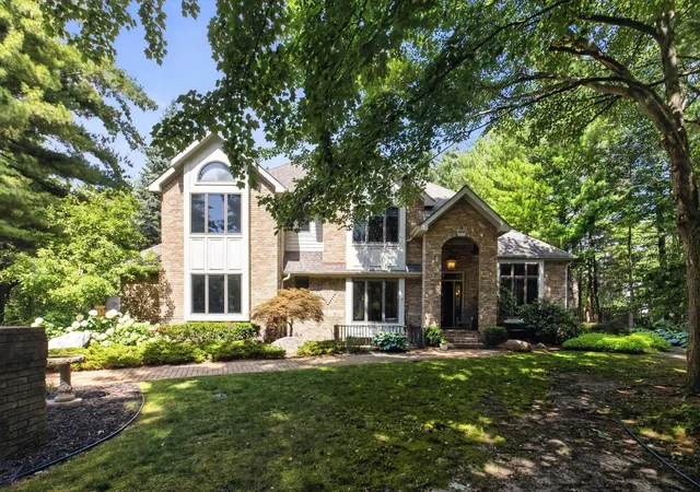 Photo 3 of Single family home for sale at 4618 Wild Pine Ct, Midland, MI 48642 | MLS# 50219025 | Listing updated on 2026-10-09