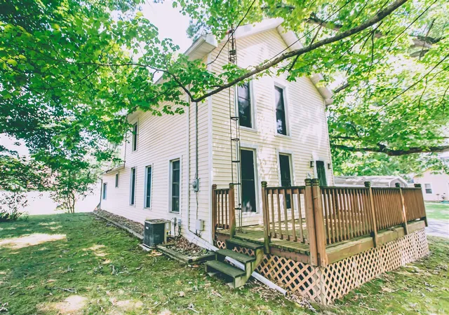 Photo 2 of Single family home for sale at 307 Railroad St, Leslie, MI 49251 | MLS# 70552864 | Listing updated on 2026-08-17