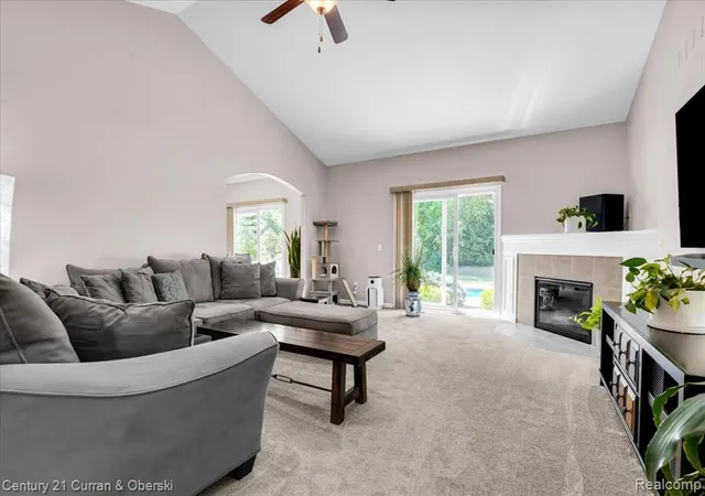Homes for sale in Flat Rock, MI | 27099 Celtic Dr, Flat Rock, MI 48134 | MLS# 61005359