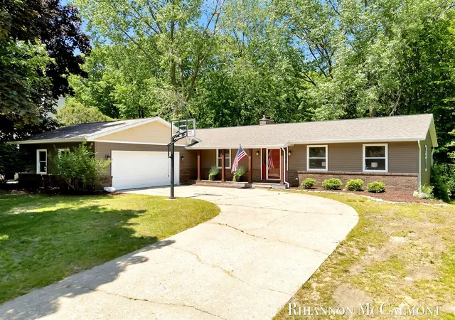 Photo 1 of Sale Pending at 16151 Terrace Rd, Spring Lake, MI 49456 | MLS# 70520458 | Listing updated on 2026-09-06