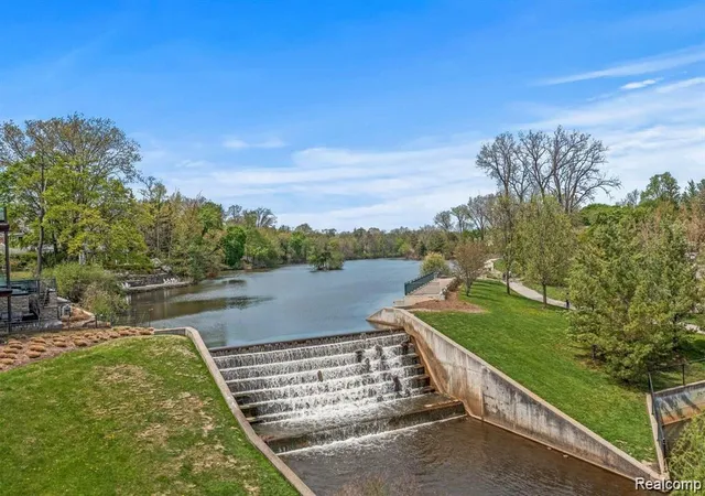Homes for sale in Birmingham, MI | 1722 Graefield Road, Birmingham, MI 48009 | Houzeo