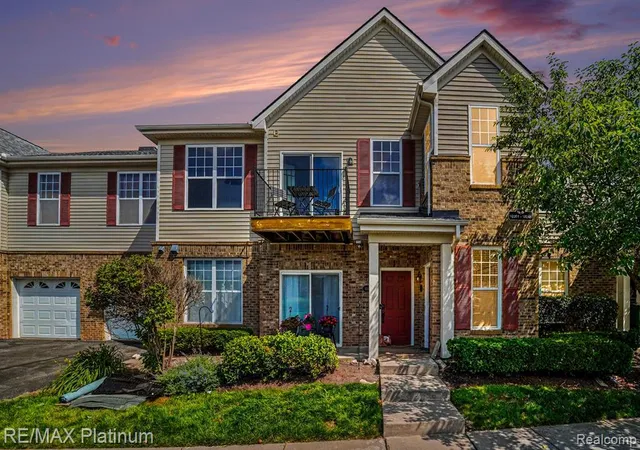1st image of 10217 Crossview Trail, Howell, MI 48855 6327 | MLS# 61007427