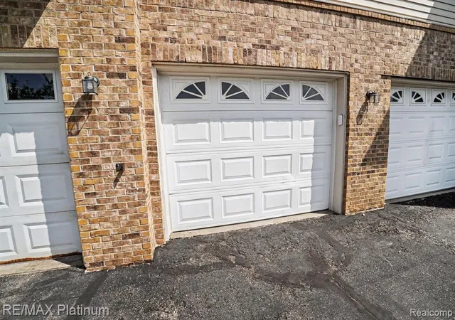 26th image of 10217 Crossview Trail, Howell, MI 48855 6327 | MLS# 61007427