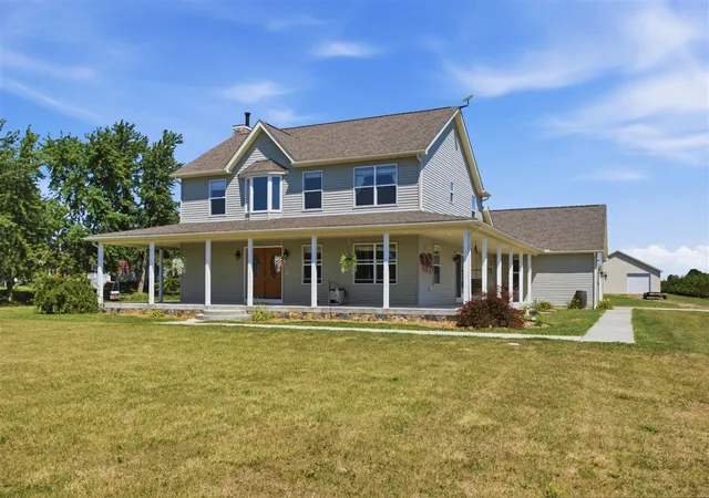 Photo 2 of Single family home for sale at 72820 Russ Rd, Richmond, MI 48062 | MLS# 70550348 | Listing updated on 2026-08-22