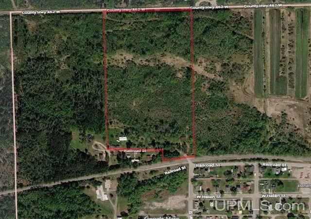 Homes for sale in Newberry, MI | 420 Railroad St, Newberry, MI 49868 | MLS# 50209372