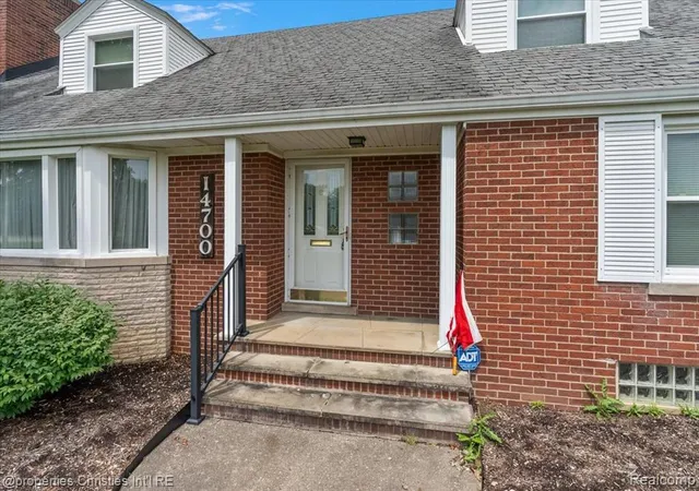 Photo 5 of Single family home for sale at 14700 Fox, Redford, MI 48239 3163 | MLS# 61008825 | Listing updated on 2026-09-02