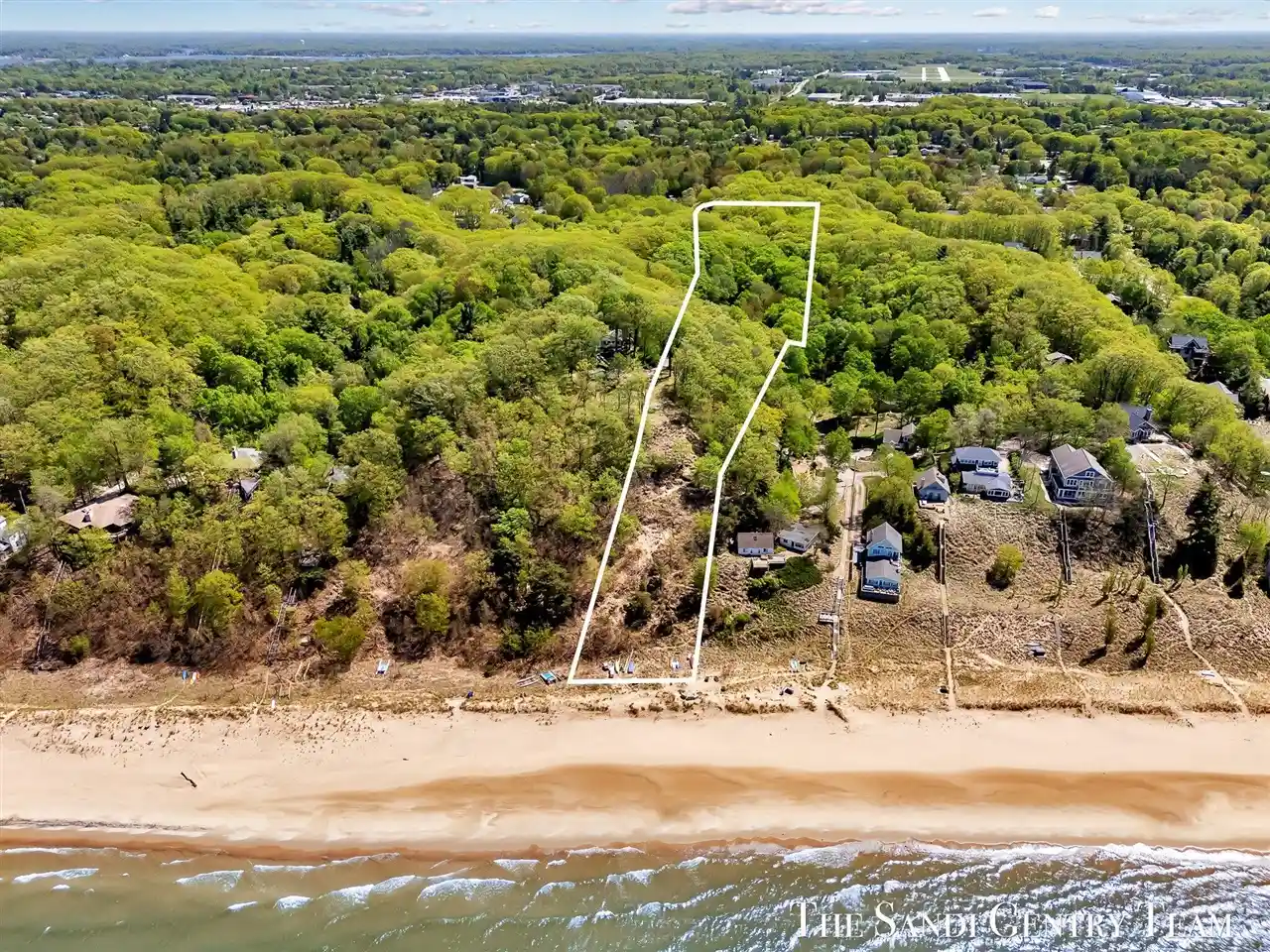 Land for sale at 18111 Ridge Dr, Grand Haven, MI 49417-8643 | MLS# 70469749