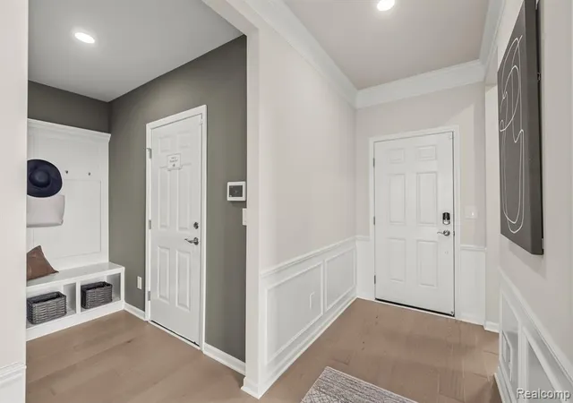 Listing Photo 4 - Condo for sale in building located at 42791 Arbor Dr, Clinton Township, MI 48038