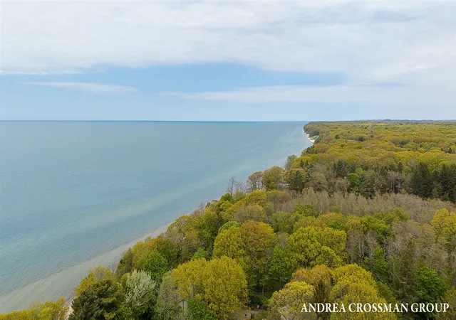 85th image of 2338 Lakeshore Dr, Fennville, MI 49408 | MLS# 70532846