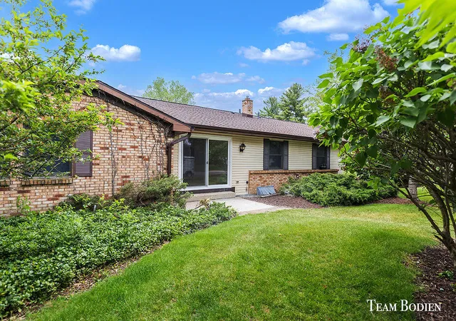 5th image of 201 Bona Vista Dr #21, Grand Rapids, MI 49504 | MLS# 70533063