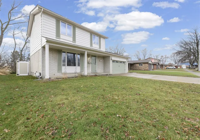 3rd image of 39063 Grennada St, Livonia, MI 48154 | MLS# 70519337