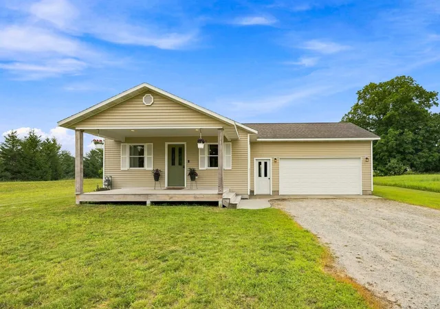 1st image of 8361 King Arthurs Ct, Kingsley, MI 49649 | MLS# 80072511