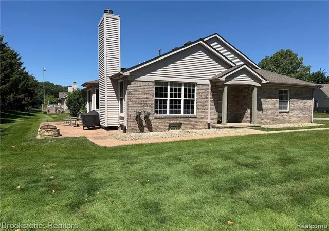 Homes for sale in Clinton Township, MI | 41021 Glenleven Ct, Clinton Township, MI 48038 | MLS# 61002394