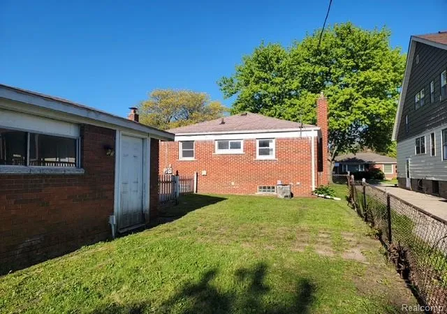 Homes for sale in Eastpointe, MI | 24312 Flower Ave, Eastpointe, MI 48021 | MLS# 60992646