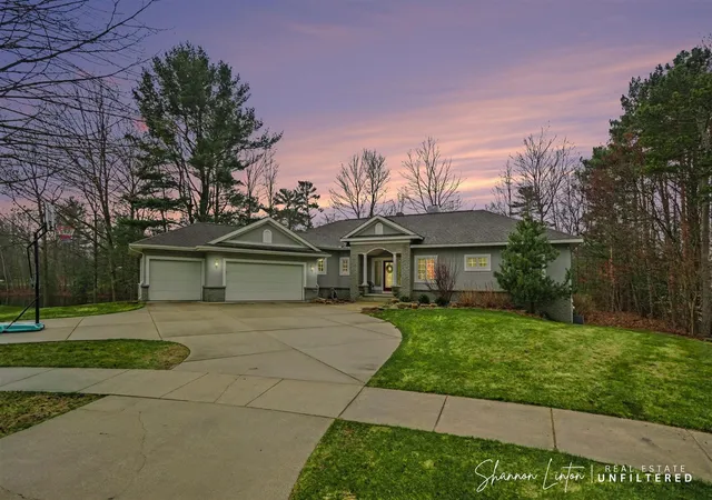 1st image of 17914 Shallow Springs Ct, Spring Lake, MI 49456 | MLS# 70522797