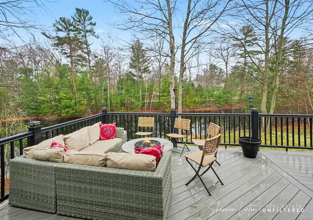 2nd image of 17914 Shallow Springs Ct, Spring Lake, MI 49456 | MLS# 70522797