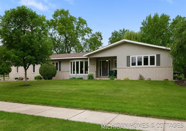 1st image of 593 Alice Ave, Zeeland, MI 49464 | MLS# 70542041