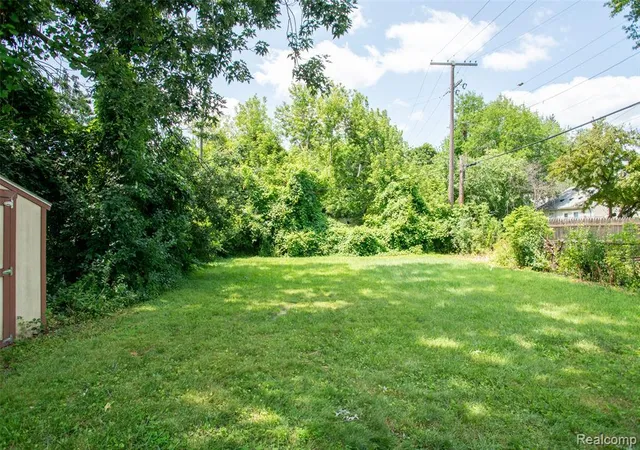 Photo 18 of Single family home for sale at 22191 Condon St, Oak Park, MI 48237 | MLS# 61014696 | Listing updated on 2026-08-21