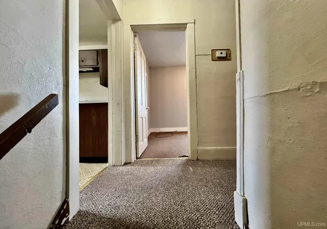 Listing Photo 5 - Condo for sale in building located at 827 S & 831 Stephenson Ave, Iron Mountain, MI 49801