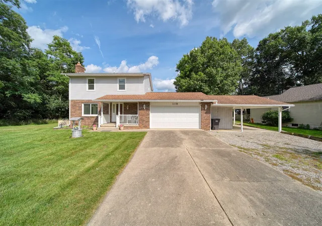 Single family home for sale at 119 Claremont Cir, Brooklyn, MI 49230-9704 | MLS# 70554651
