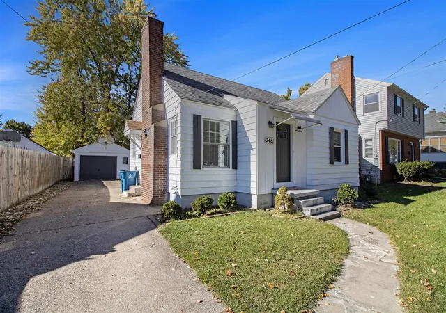 Photo 2 of Sale Pending at 2461 Wyoming Ave, Wyoming, MI 49519 | MLS# 70502112 | Listing updated on 2026-01-12