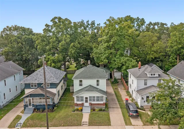 Photo 4 of Sale Pending at 1027 Dallas Ave, Grand Rapids, MI 49507 | MLS# 70554773 | Listing updated on 2026-09-01