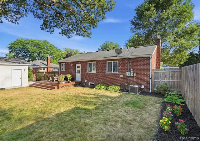 Photo 37 of Sale Pending at 8420 Northfield Blvd, Oak Park, MI 48237 1807 | MLS# 61025236 | Listing updated on 2026-09-02