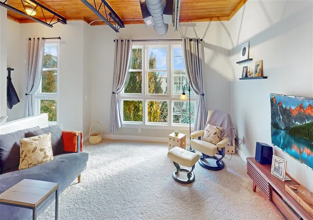 Photo 3 of Condo for sale at 2157 New Town Dr, Grand Rapids, MI 49525 | MLS# 70504705 | Listing updated on 2025-11-14