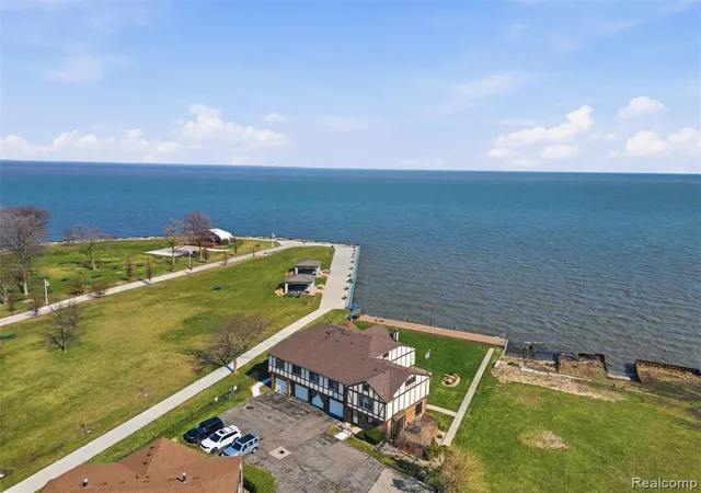 Homes for sale in Saint Clair Shores, MI | 102 Lac Sainte Claire Dr, Saint Clair Shores, MI 48082 1388 | MLS# 60982748