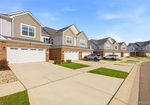 3rd image of 8731 Grove St, Washington, MI 48094 | MLS# 61023226
