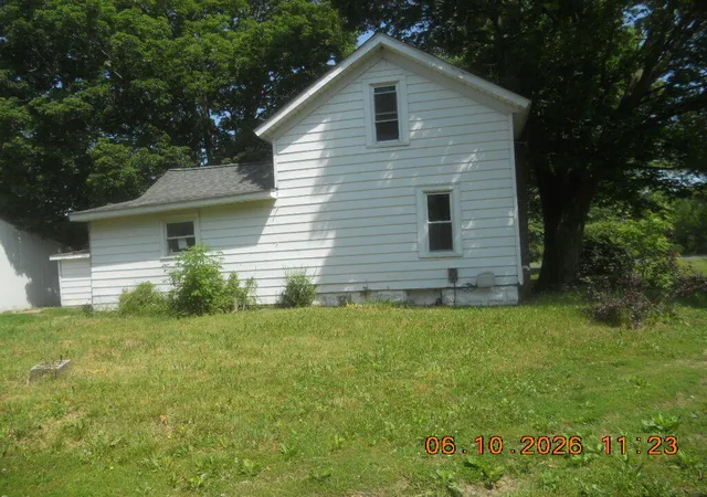 Homes for sale in Fennville, MI | 5616 118th Ave, Fennville, MI 49408 | MLS# 70539875