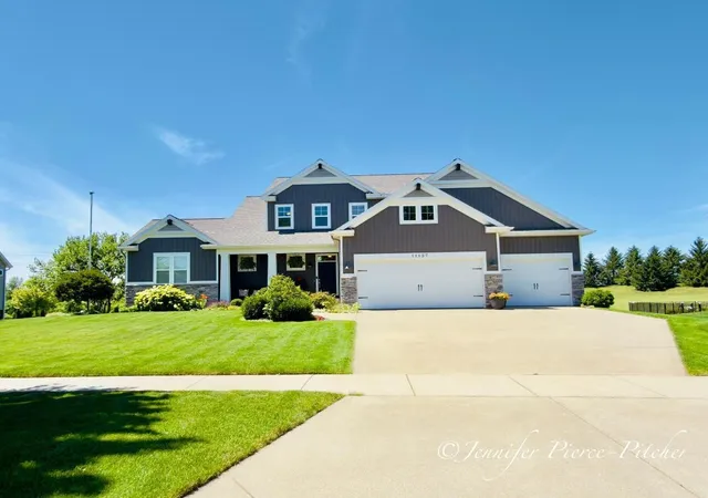 Homes for sale in Allendale, MI | 11127 Waterpoint Dr, Allendale, MI 49401 | MLS# 70540233