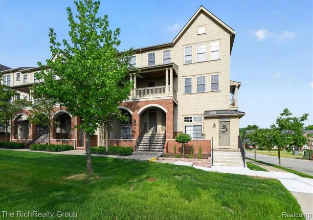 Photo 2 of Condo for sale at 209 Amys Walk, Auburn Hills, MI 48326 3071 | MLS# 61024489 | Listing updated on 2026-09-06