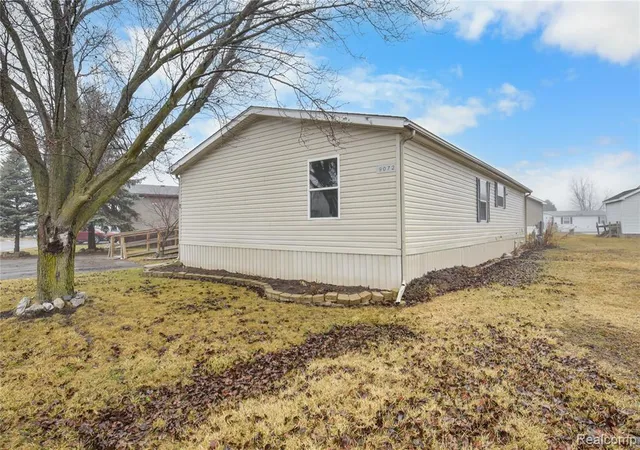 Homes for sale in Newport, MI | 9072 Greentree Dr, Newport, MI 48166 | MLS# 60971106