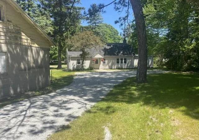 Homes for sale in Montague, MI | 4865 Dowling St, Montague, MI 49437 | MLS# 70536424