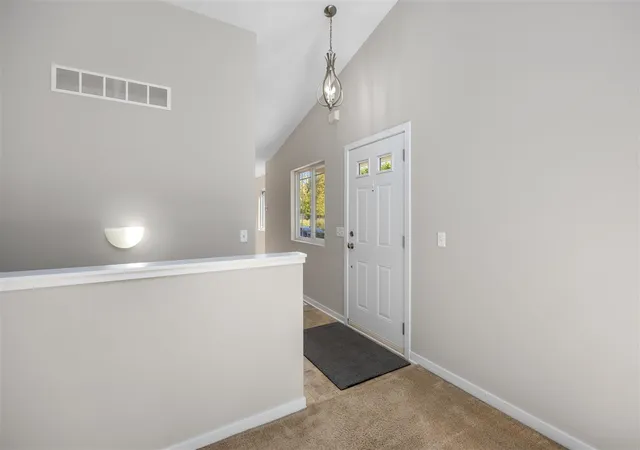 Listing Photo 4 - Condo for sale in building located at 2972 Edgestone Dr, Hudsonville, MI 49426 - Unit #19