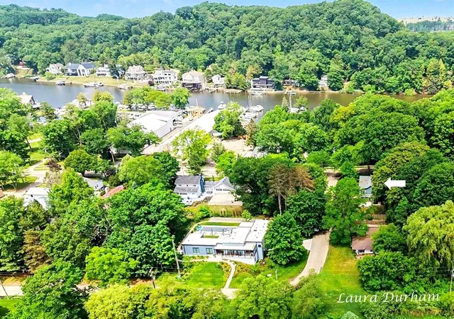 Homes for sale in Saugatuck, MI | 895 Holland St, Saugatuck, MI 49453 | MLS# 70517604