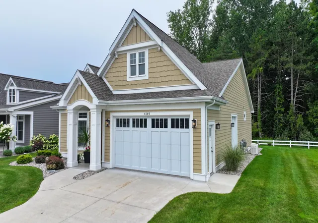 Photo 3 of Condo for sale at 4169 Village Green, Freeland, MI 48623 | MLS# 80072415 | Listing updated on 2026-08-22