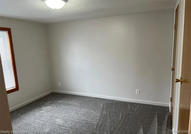 Homes for sale in Brown City, MI | 7130 Mapleview Cir, Brown City, MI 48416 | MLS# 60984725