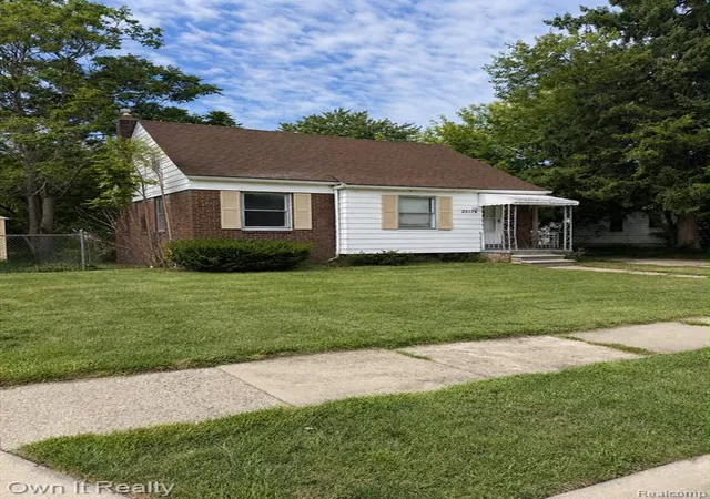 3rd image of 22175 Boulder Ave, Eastpointe, MI 48021 2380 | MLS# 61024456