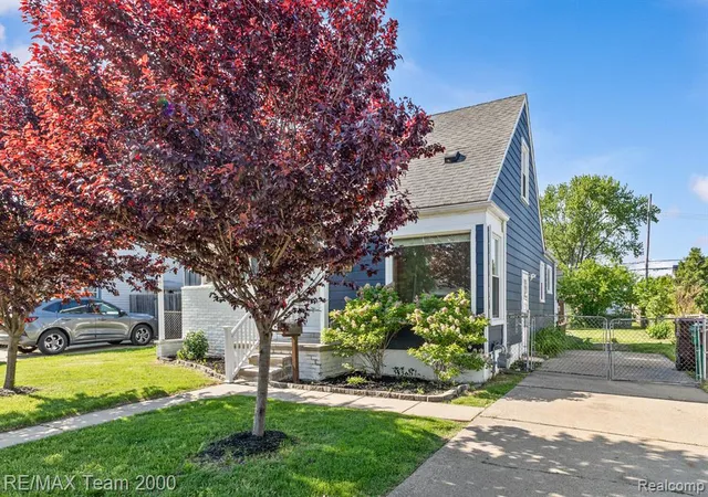 4th image of 28952 Bridge St, Garden City, MI 48135 | MLS# 60999116