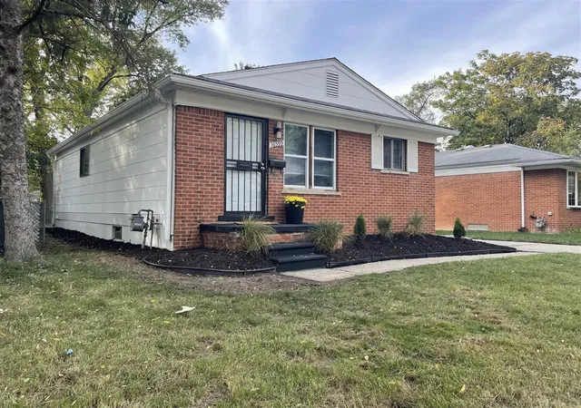 Photo 2 of Sale Pending at 16599 Lenore Ave, Detroit, MI 48219 | MLS# 70539201 | Listing updated on 2026-06-18