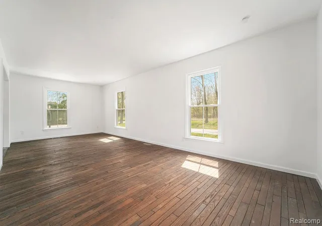 image of 26914 Pebblestone St, Southfield, MI 48034 | MLS# 61008725