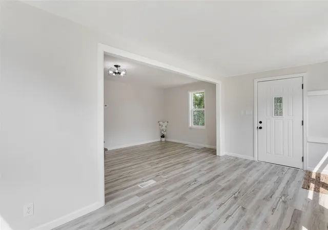 Photo 3 of Single family home for sale at 519 Superior St, Niles, MI 49120 | MLS# 70552711 | Listing updated on 2026-09-14
