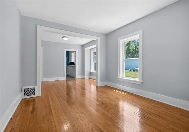Photo 4 of Single family home for sale at 132 & 130 Gilkison Ave, Kalamazoo, MI 49006 | MLS# 70546729 | Listing updated on 2026-09-10