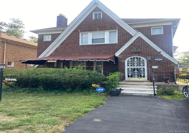 Photo 1 of Sale Pending at 18961 Santa Barbara Dr, Detroit, MI 48221 | MLS# 60348503 | Listing updated on 2026-07-07