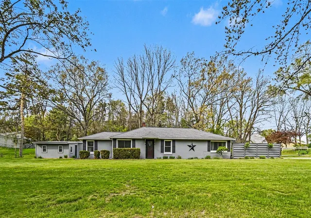 Homes for sale in Mason, MI | 1280 W Dansville Rd, Mason, MI 48854 | MLS# 70532262