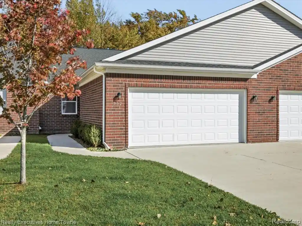 Photo 1 of Condo for sale at 302 Hidden Harbor Way #25, Marine City, MI 48039 | MLS# 61038886 | Listing updated on 2026-10-15