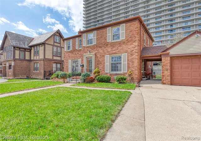 5th image of 551 Fiske Dr, Detroit, MI 48214 2988 | MLS# 60986058